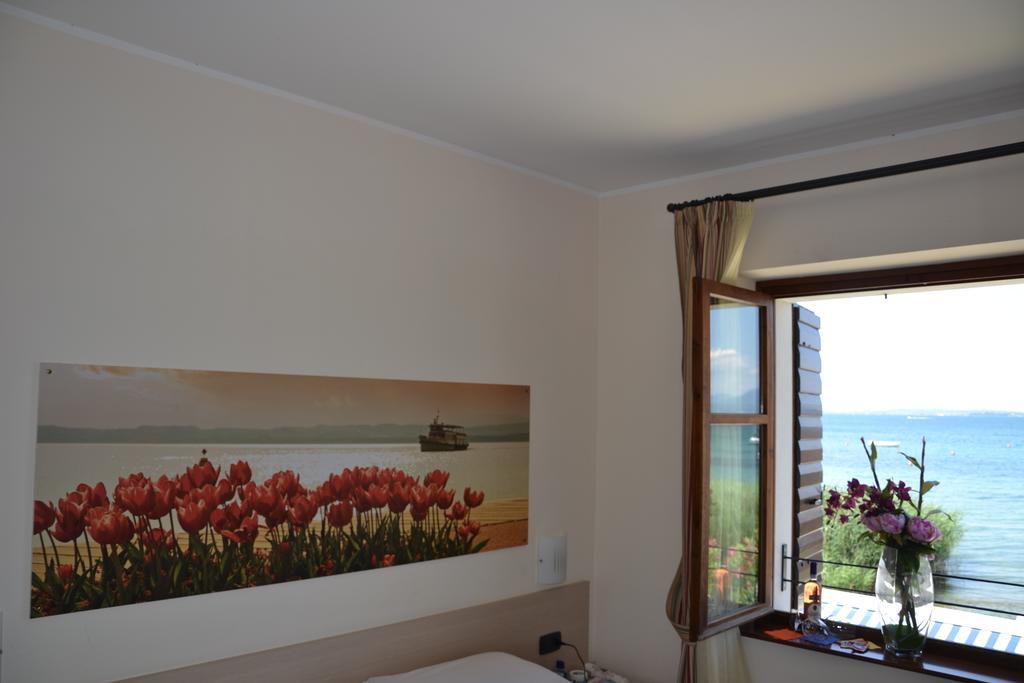 Locanda Le Palafitte Bardolino Værelse billede